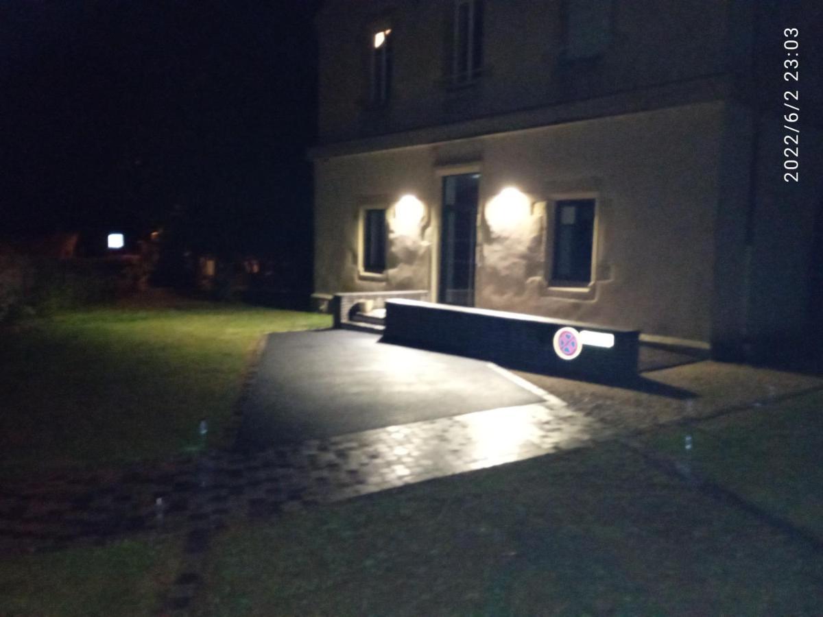 Gite Les Arcades Collonges-en Charollais Exterior photo